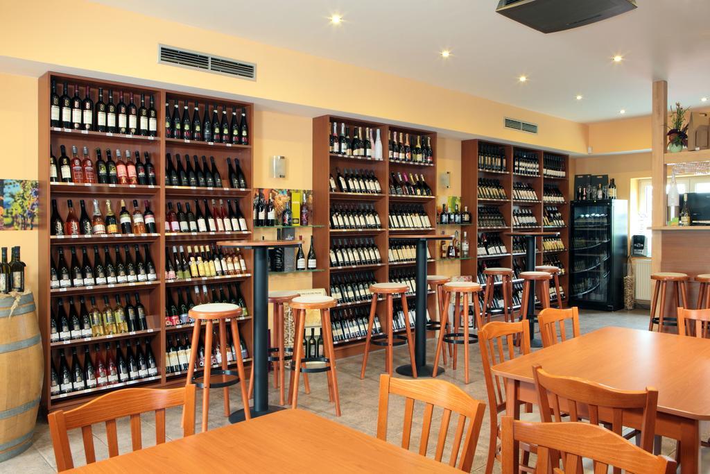 Wine Pension Praha Eksteriør bilde